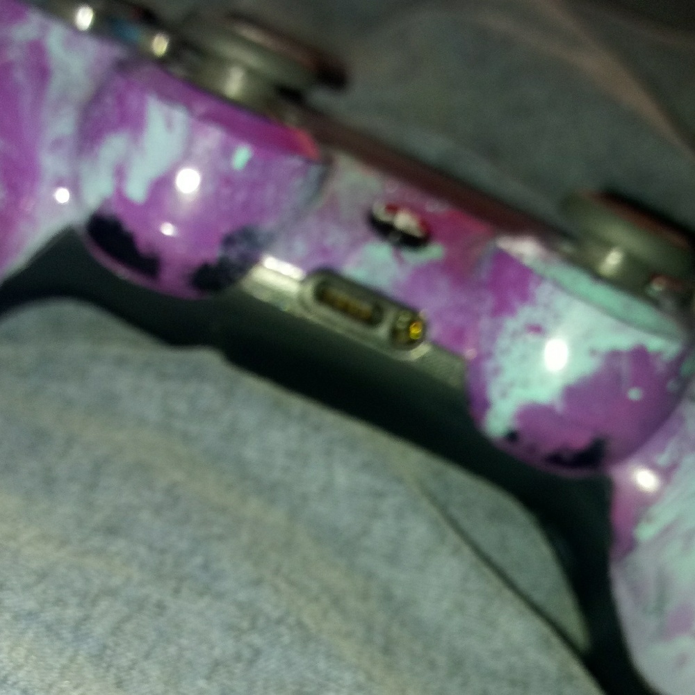 Sony DualShock 4 controller - Picture 5 of 6